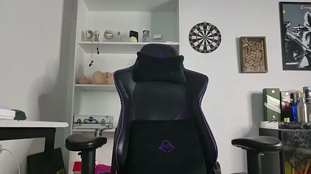 aaron nvk online show from 03.01.26