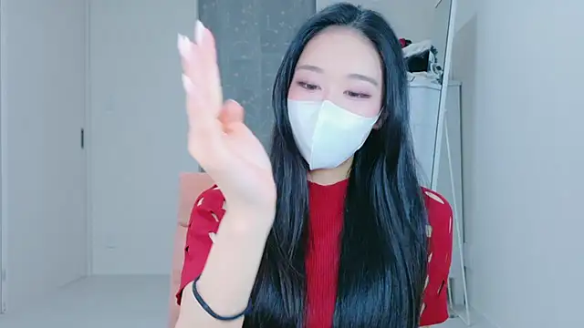 Snapshot of ramuchan_desu chatting on 04.19.26 ramuchan desu online show from 04.19.26