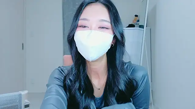 Snapshot of ramuchan_desu chatting on 05.20.26 ramuchan desu online show from 05.20.26
