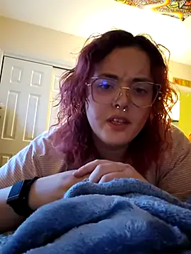 Snapshot of nuttiebuddy1 chatting on 09.20.25 nuttiebuddy1 online show from 09.20.25