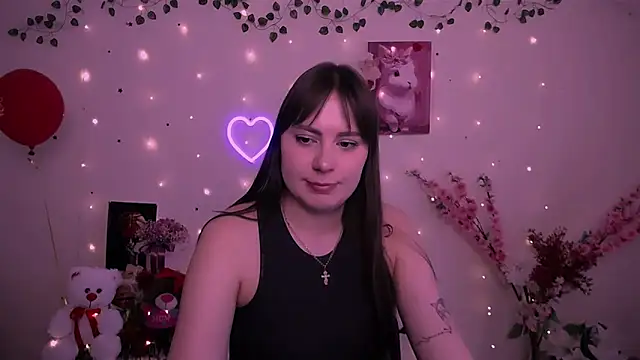 Snapshot of Amanda_Bright_ chatting on 04.23.26 Amanda Bright online show from 04.23.26