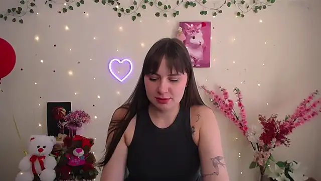 Snapshot of Amanda_Bright_ chatting on 04.29.26 Amanda Bright online show from 04.29.26