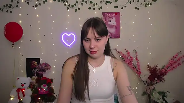 Snapshot of Amanda_Bright_ chatting on 04.30.26 Amanda Bright online show from 04.30.26