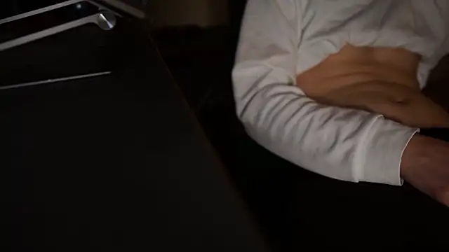 riku velvet online show from 04.15.26