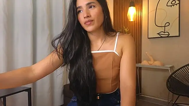Snapshot of Lia_Mar_ chatting on 10.15.25 Lia Mar online show from 10.15.25