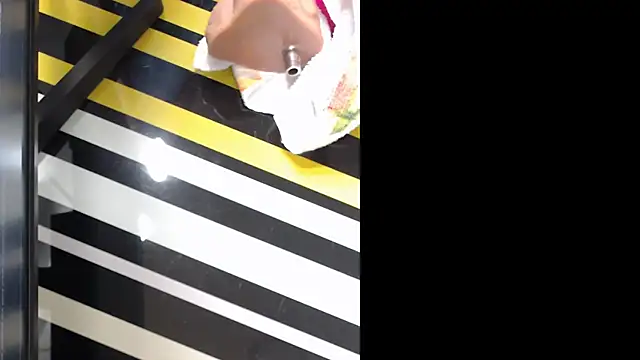 Lia Mar  online show from 02.04.26