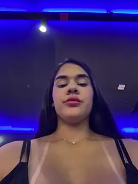 Snapshot of BellaLeclair chatting on 02.22.26 BellaLeclair online show from 02.22.26