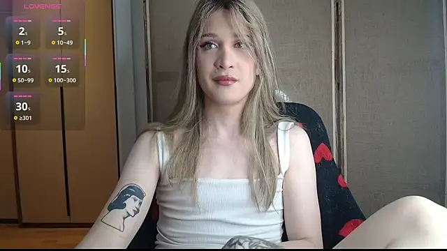 Crystal Valentine online show from 06.16.26