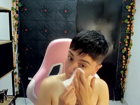 Snapshot of _Hannah_Hot chatting on 02.22.26 Hannah Hot online show from 02.22.26