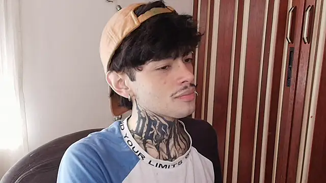 Mihail leroy online show from 12.17.25