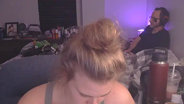 Sexyblonde12344 online show from 11.28.25