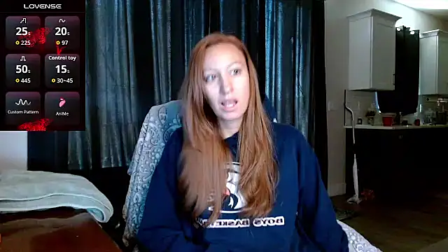 Snapshot of AnneNay chatting on 07.11.26 AnneNay online show from 07.11.26