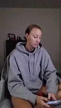 Snapshot of AnneNay chatting on 07.24.26 AnneNay online show from 07.24.26