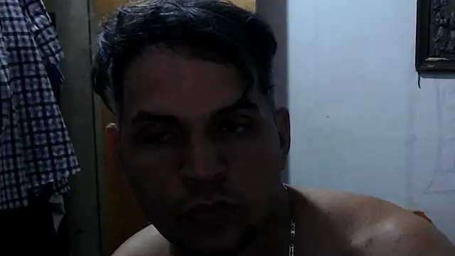Pillinp01 online show from 10.12.25