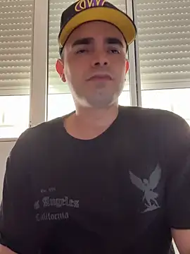 Snapshot of joseemontilla chatting on 03.18.26 joseemontilla online show from 03.18.26