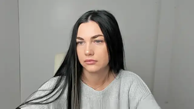 Lune Moon online show from 11.17.25