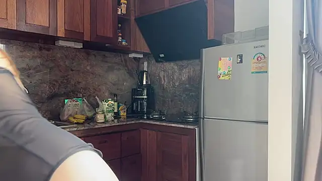 Stellamarbella online show from 10.25.25