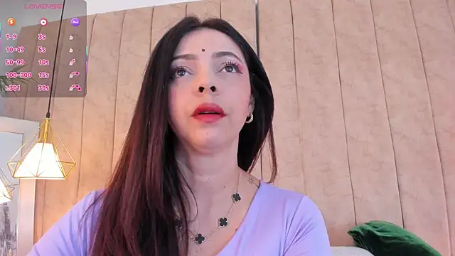 Snapshot of Anantaa_ chatting on 10.08.25 Anantaa online show from 10.08.25