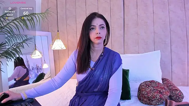 Snapshot of Anantaa_ chatting on 12.05.25 Anantaa online show from 12.05.25