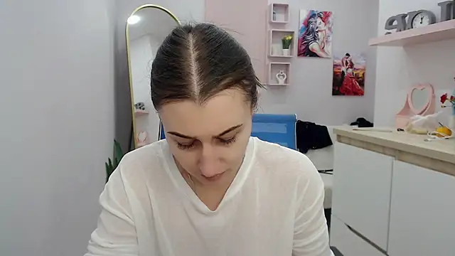 muriel elvin online show from 12.01.25