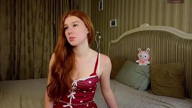 Juuulia  online show from 09.27.25