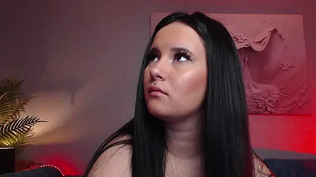 MikaSnake online show from 09.15.25