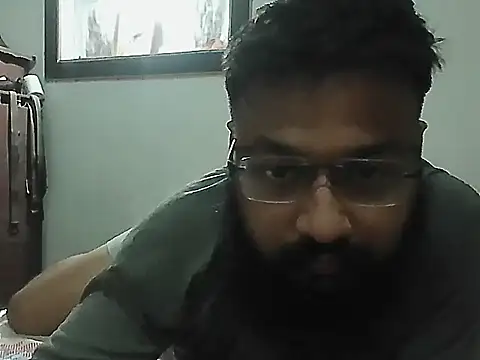 Snapshot of Dollseye chatting on 11.28.25 Dollseye online show from 11.28.25