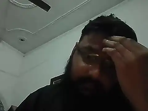 Snapshot of Dollseye chatting on 11.30.25 Dollseye online show from 11.30.25