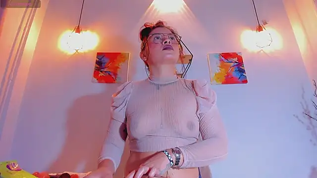 Karlaliones69 online show from 11.12.25