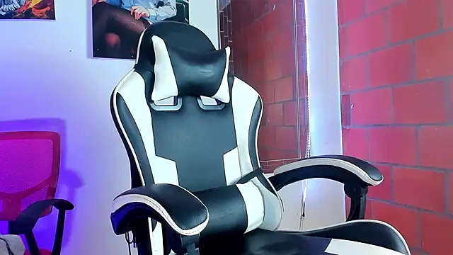 briamhoconor xh online show from 03.19.26