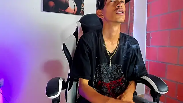 briamhoconor xh online show from 03.20.26