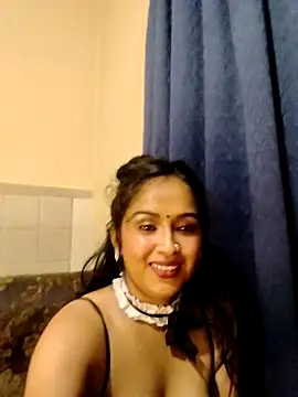 Snapshot of cute_indianxo chatting on 04.20.26 cute indianxo online show from 04.20.26