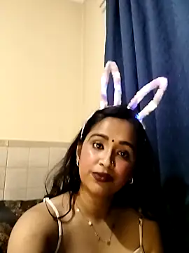 Snapshot of cute_indianxo chatting on 04.30.26 cute indianxo online show from 04.30.26