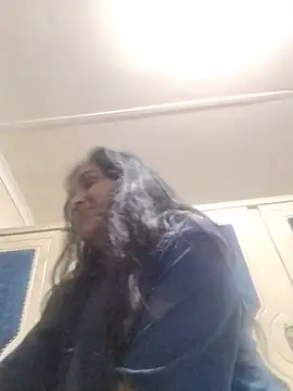 Snapshot of cute_indianxo chatting on 05.16.26 cute indianxo online show from 05.16.26