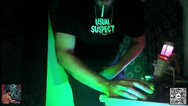 DjDiCKmannOnE online show from 10.20.25