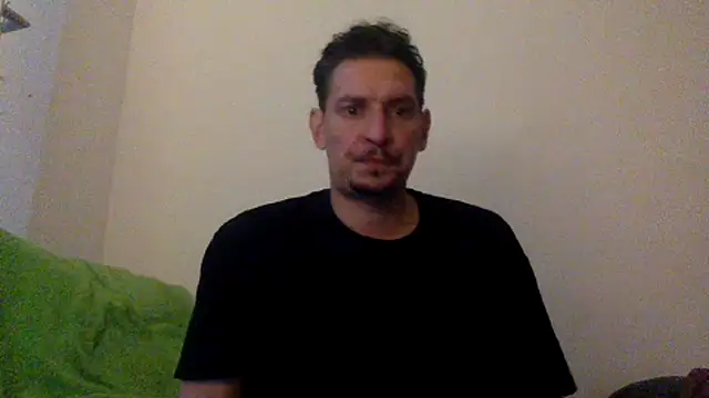 Snapshot of ARTANIS20 chatting on 07.22.26 ARTANIS20 online show from 07.22.26