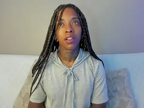 Pauline Fox online show from 09.22.25