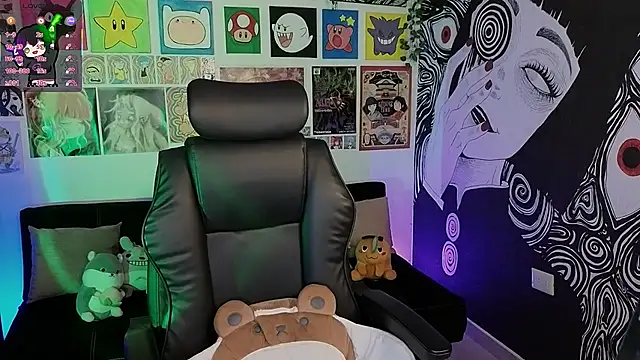 Yuhwan  online show from 11.18.25