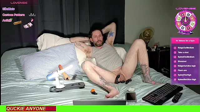 Snapshot of danoo84 chatting on 02.26.26 danoo84 online show from 02.26.26