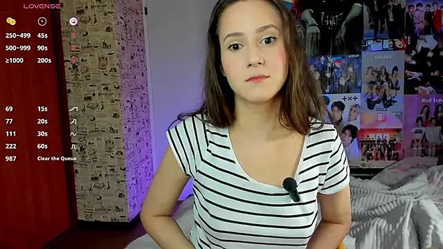 LucyRose3 online show from 10.19.25