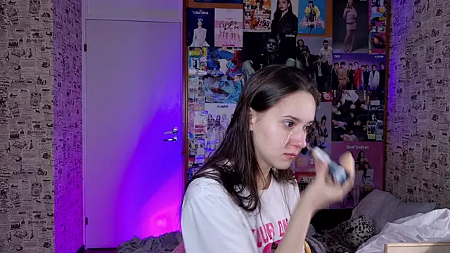 LucyRose3 online show from 11.24.25