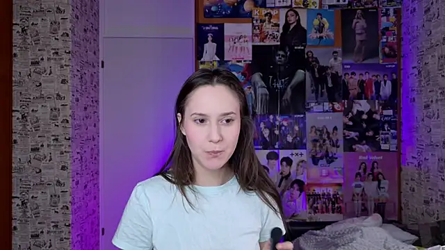 LucyRose3 online show from 12.03.25