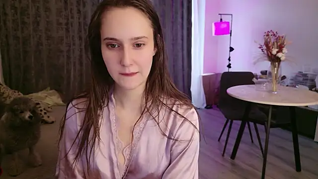 LucyRose3 online show from 04.03.26