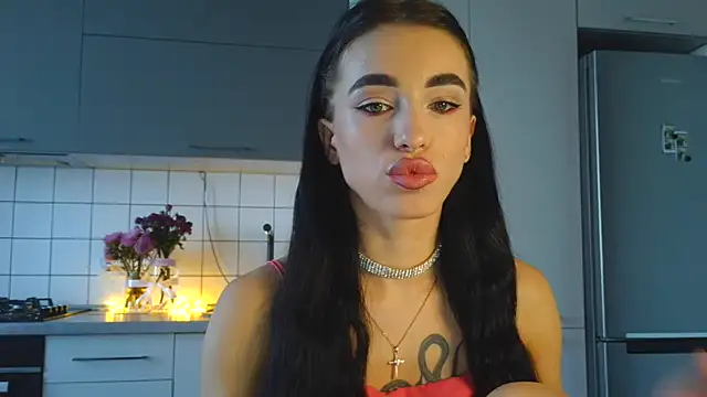 Snapshot of EvaMelnik chatting on 09.09.25 EvaMelnik online show from 09.09.25