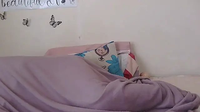 Young Slut21 online show from 09.12.25