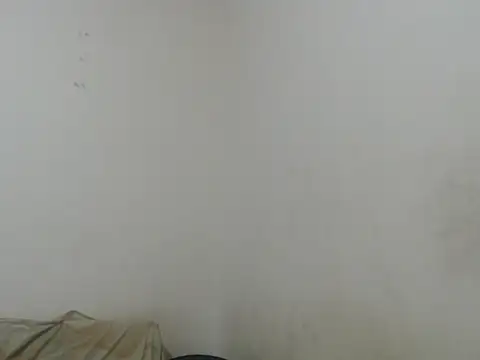 Snapshot of snackontime18 chatting on 05.15.26 snackontime18 online show from 05.15.26