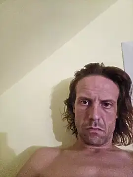 Snapshot of Danny19867 chatting on 09.29.25 Danny19867 online show from 09.29.25