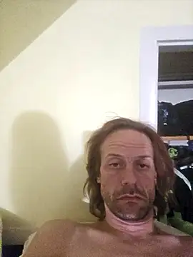 Snapshot of Danny19867 chatting on 10.12.25 Danny19867 online show from 10.12.25