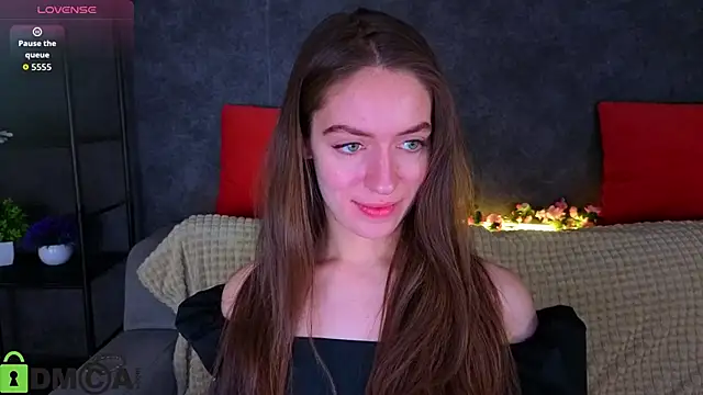 Agnes Wells online show from 03.02.26