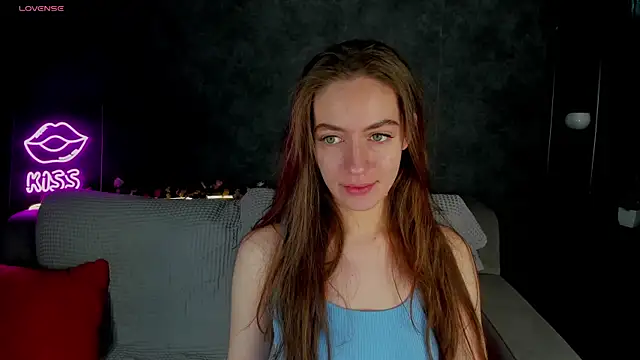 Agnes Wells online show from 04.05.26